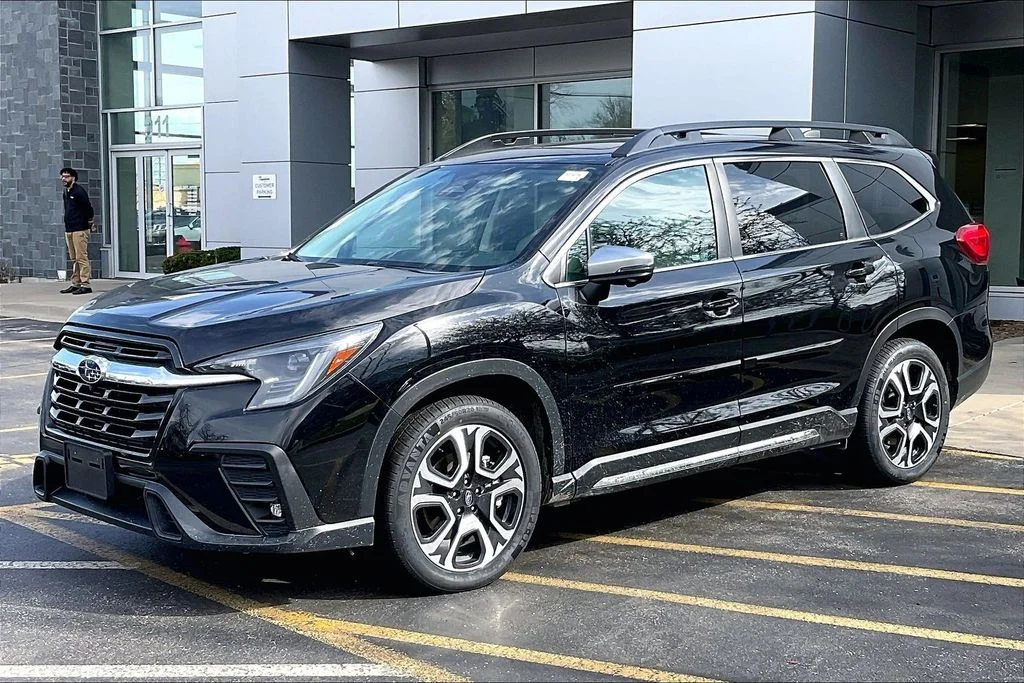 Used 2023 Black Subaru Limited image 14