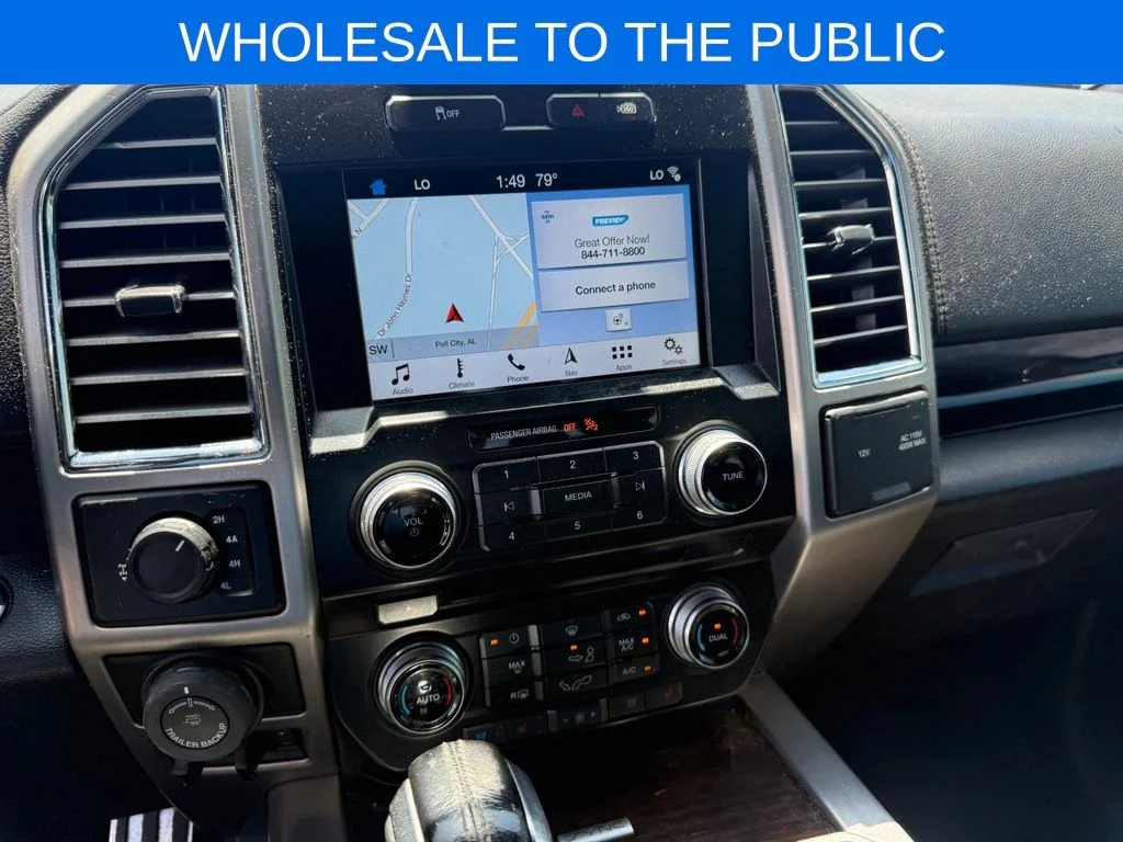 Used 2016 White Ford Platinum image 10