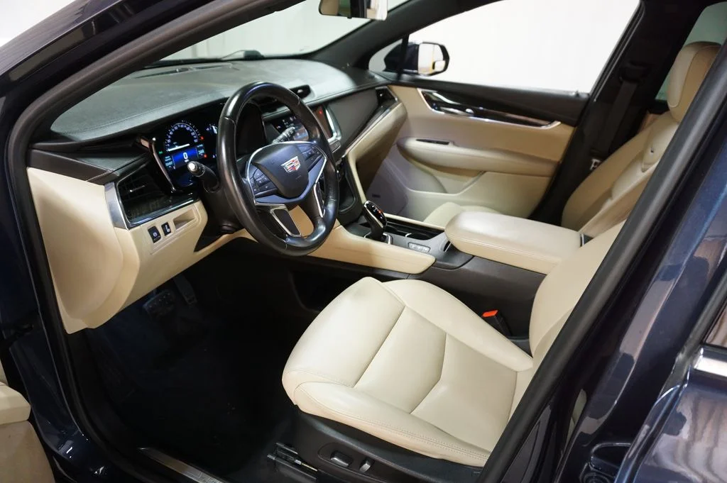 Used 2019 Harbor Blue Metallic Cadillac Base image 25