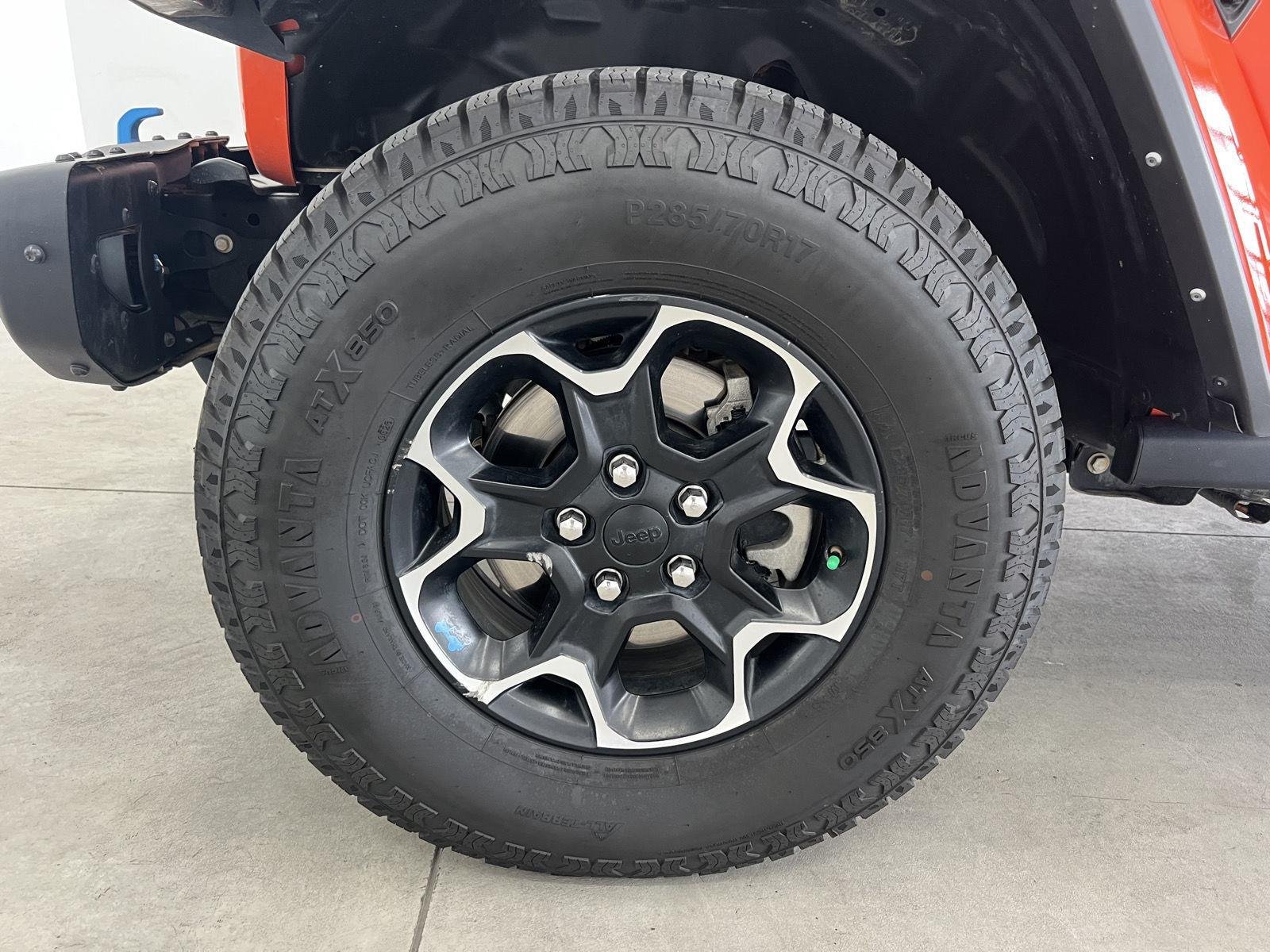 Used 2023 Punkn Metallic Clearcoat Jeep Rubicon image 7
