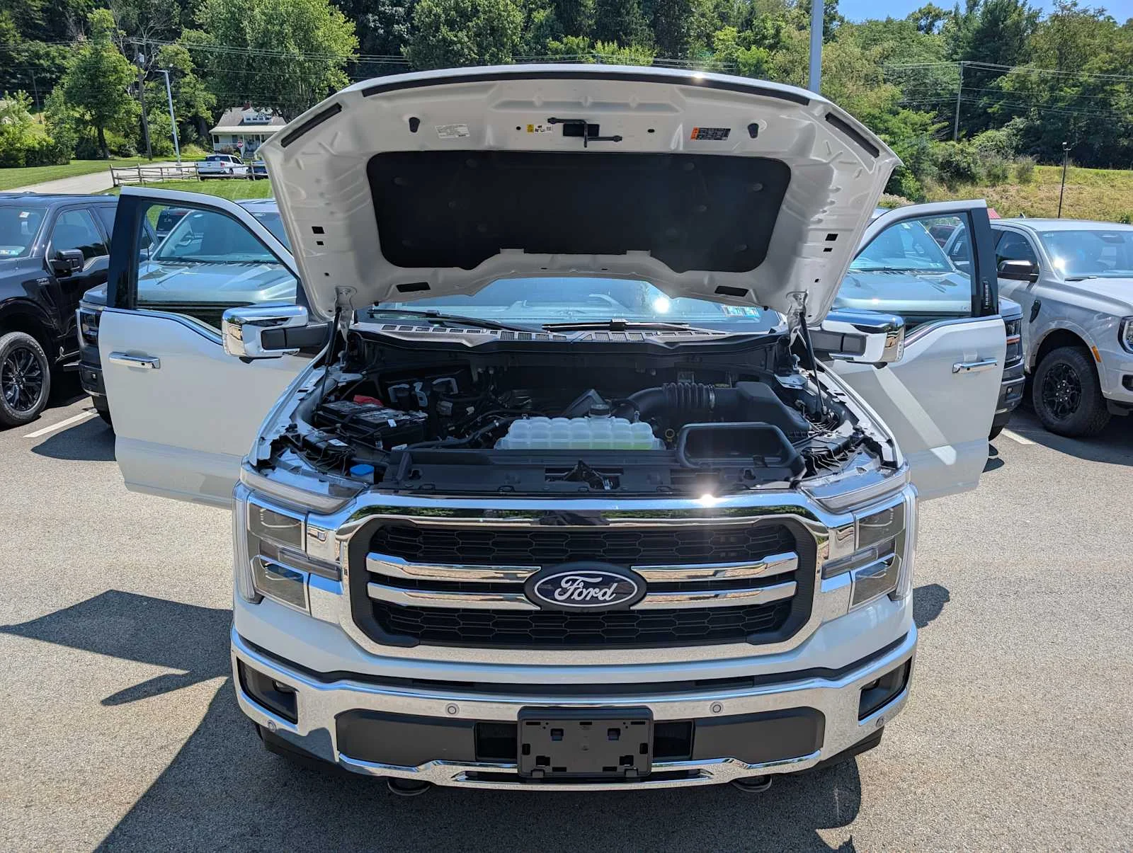 New 2026 Star White Metallic Tri-Coat Ford Lariat® image 10