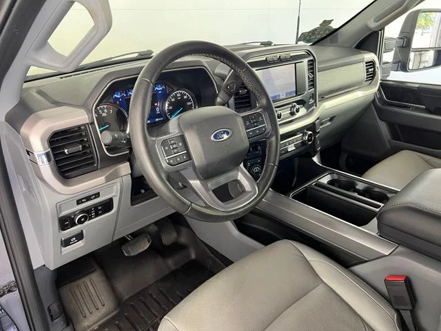 Used 2023 Gray Ford XLT image 12
