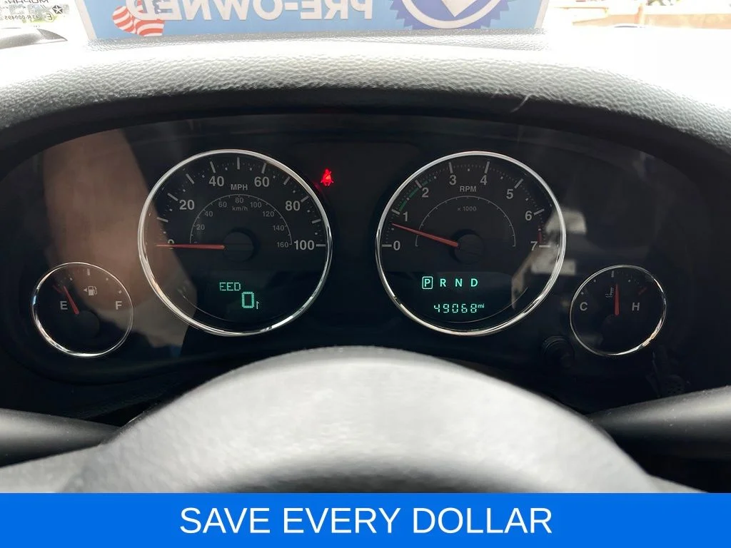Used 2016 White Jeep Unlimited Rubicon image 7