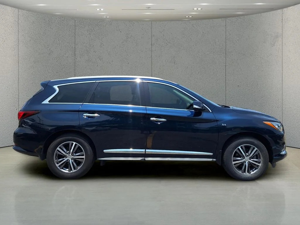 Used 2020 Blue INFINITI LUXE image 6