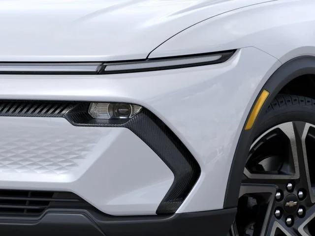 New 2026 Summit White Chevrolet LT image 10