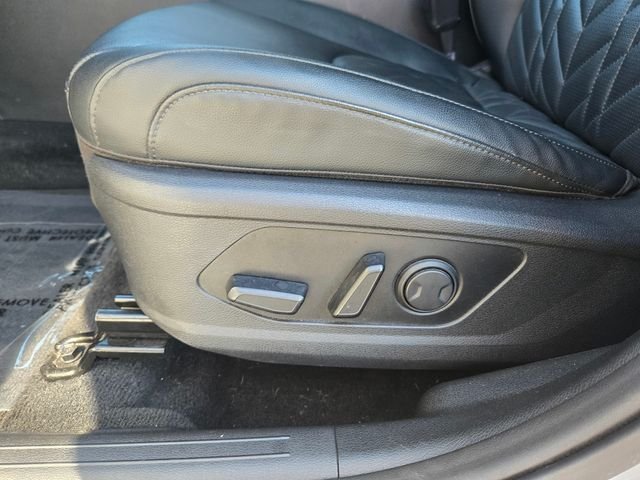 Used 2023 Gray Kia X-Pro Prestige image 12