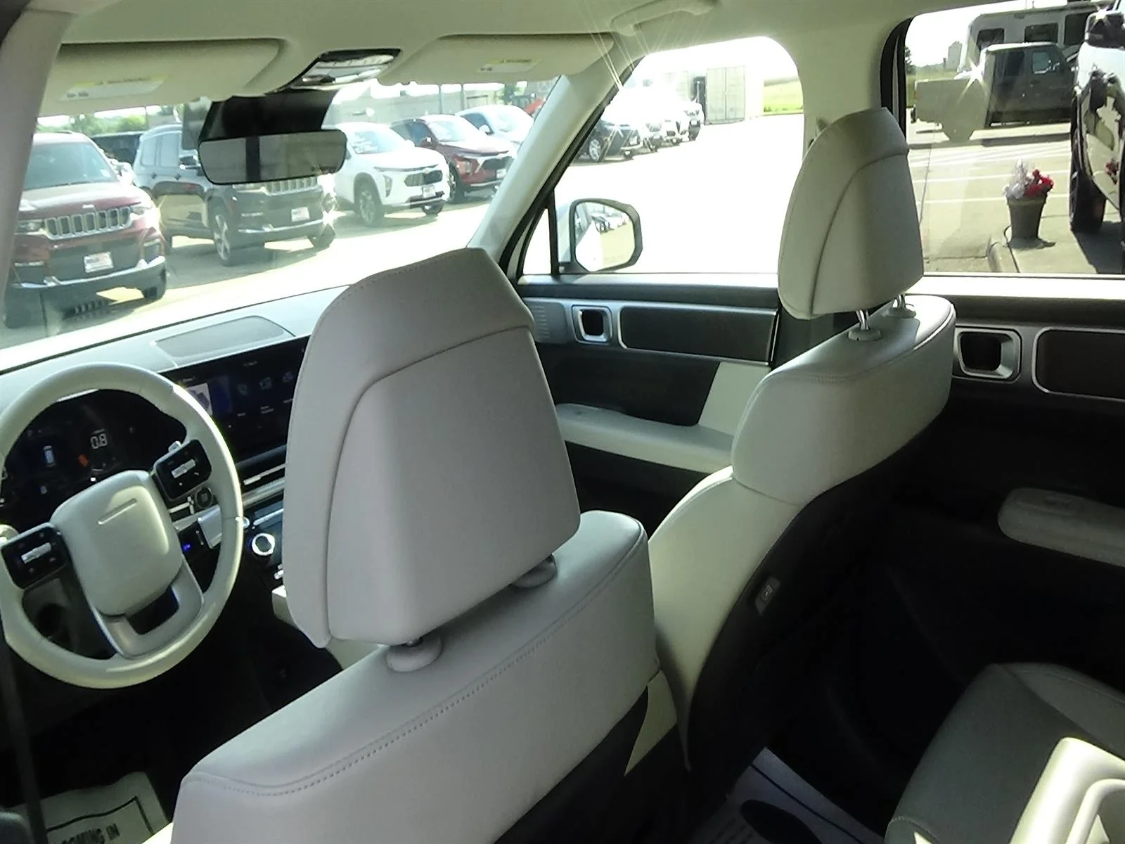 Used 2025 Serenity White Pearl (w6h) Hyundai SEL image 12