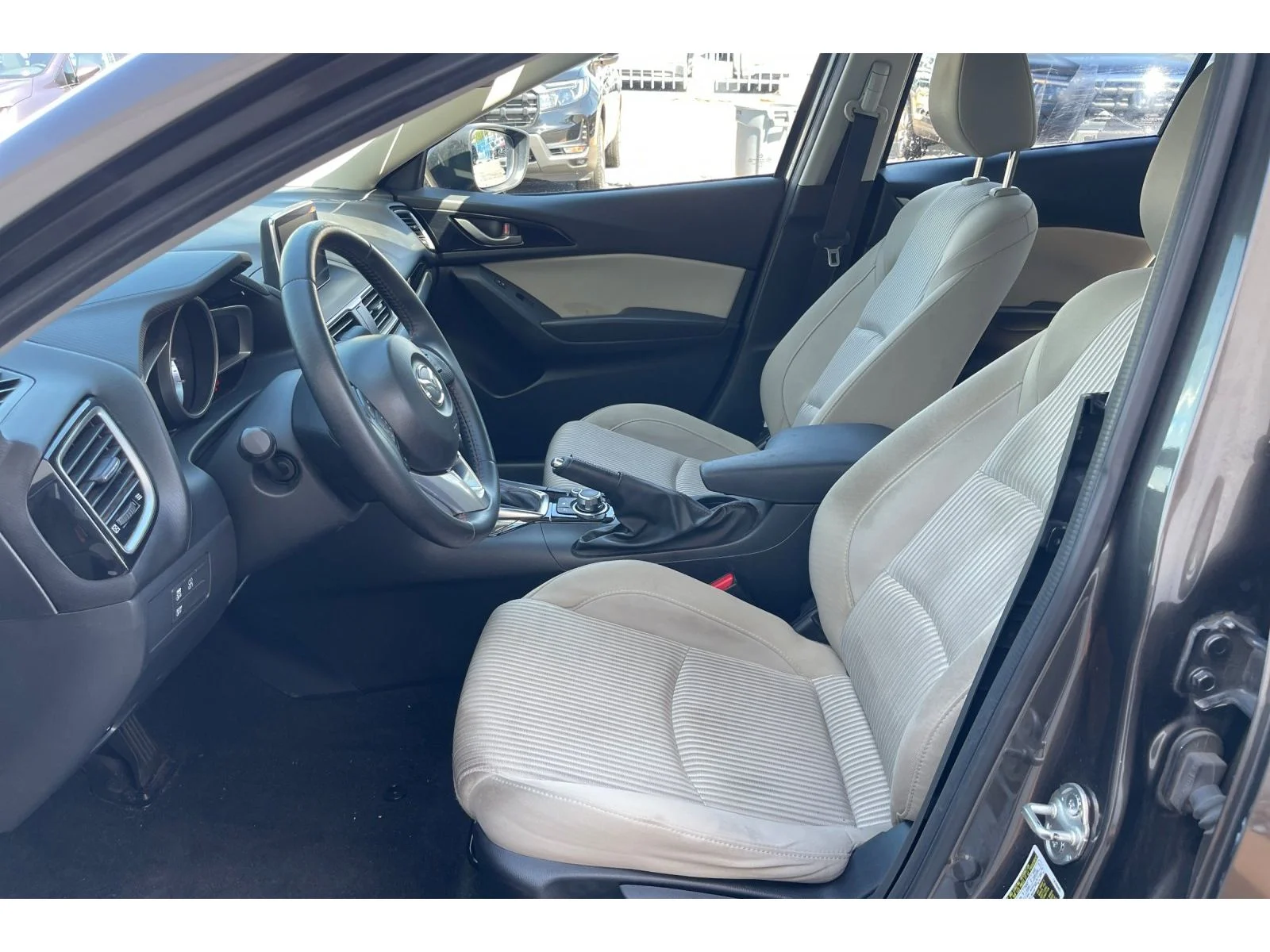 Used 2016 Titanium Flash Mica Mazda i Touring image 11