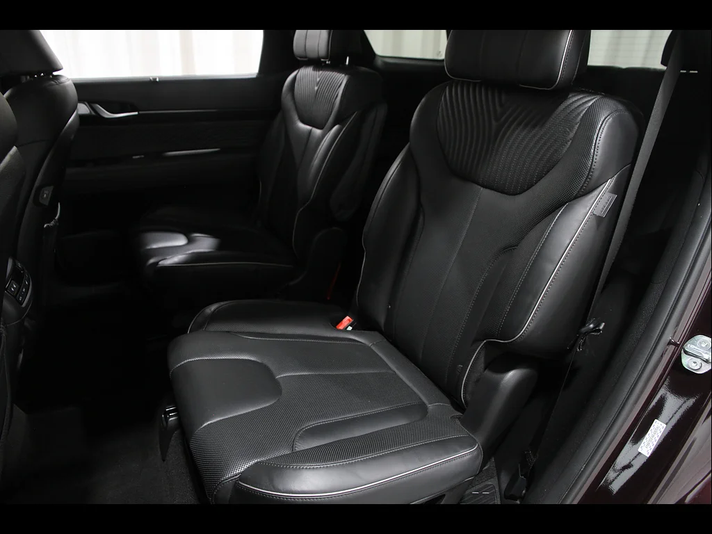 Used 2024 Sierra Burgundy Hyundai Calligraphy image 20