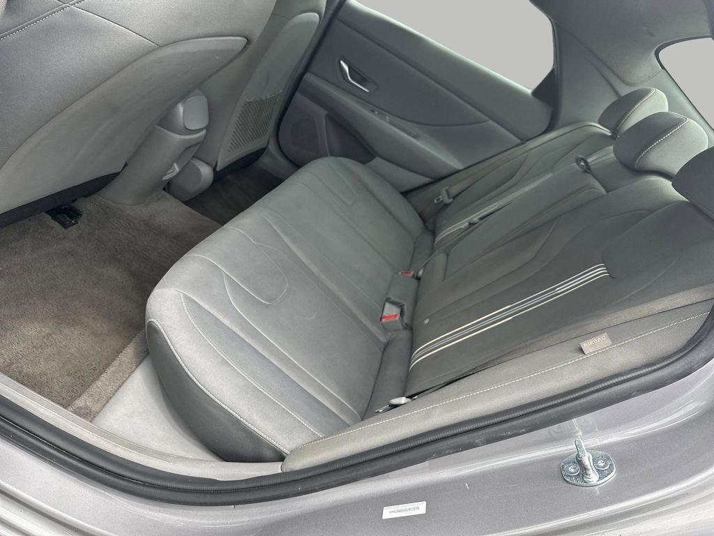 Used 2025 Fluid Metal Hyundai SEL Convenience image 23