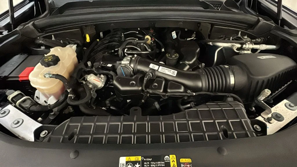 Certified Used 2023 Gray Jeep Altitude X image 14