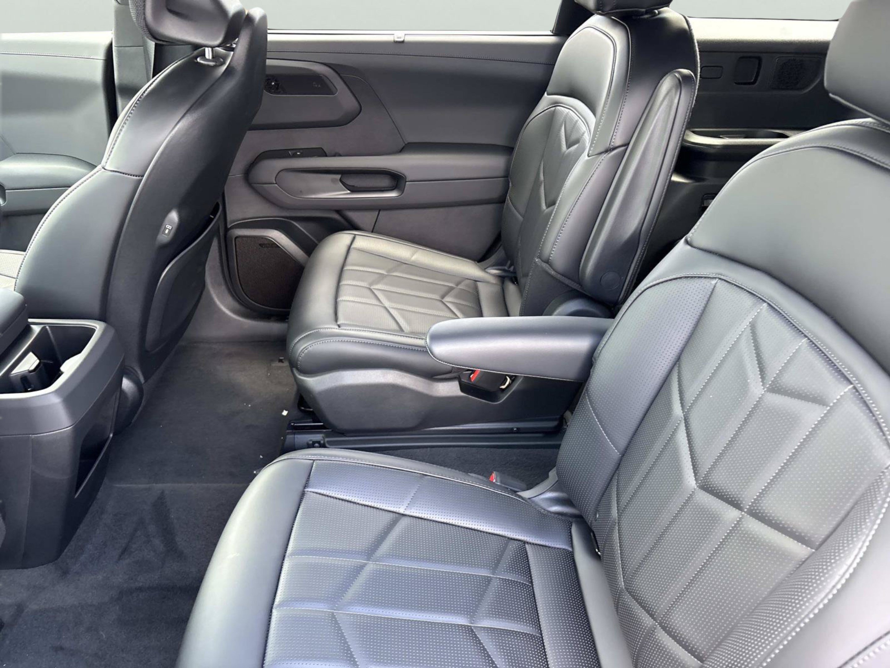 New 2027 Terrain Brown Kia X-LINE SX image 15