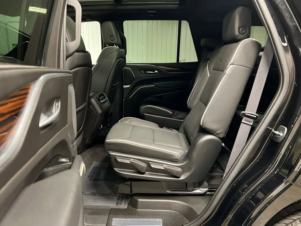Used 2023 Black Raven Cadillac Premium Luxury image 13