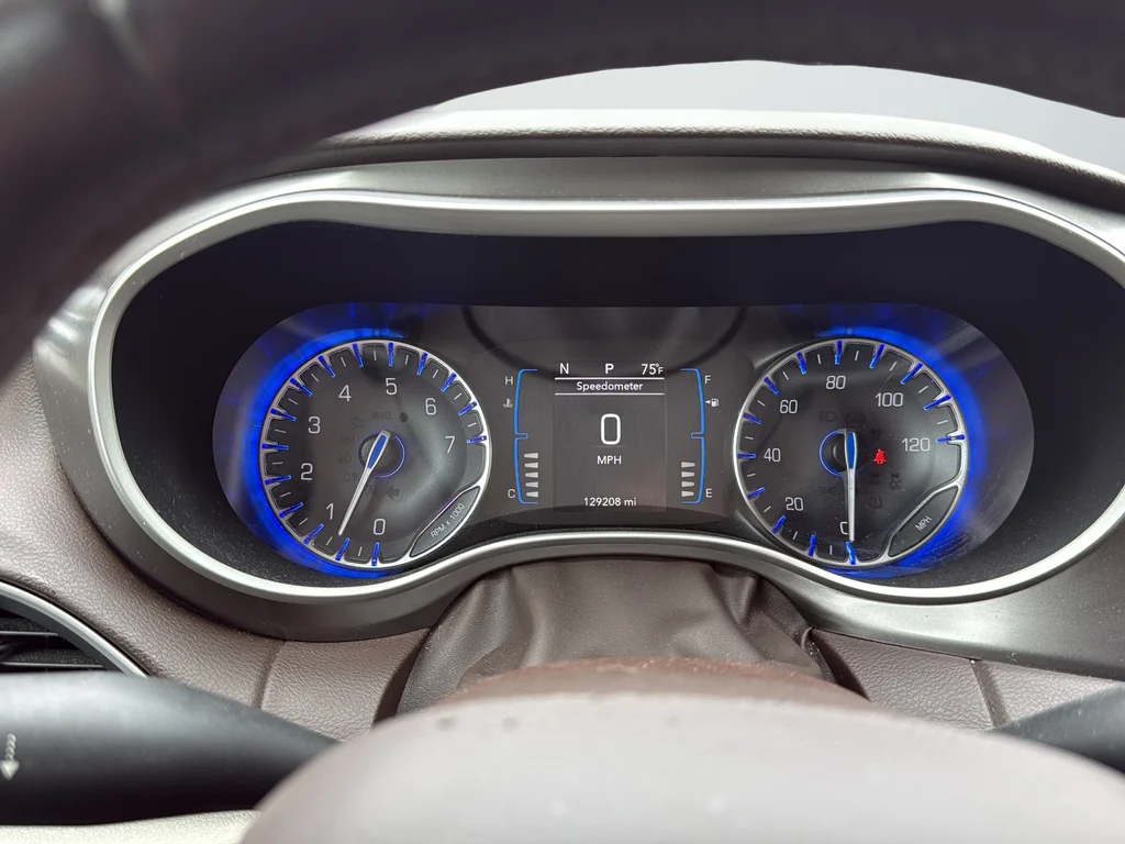 Used 2017 White Chrysler Touring L image 38