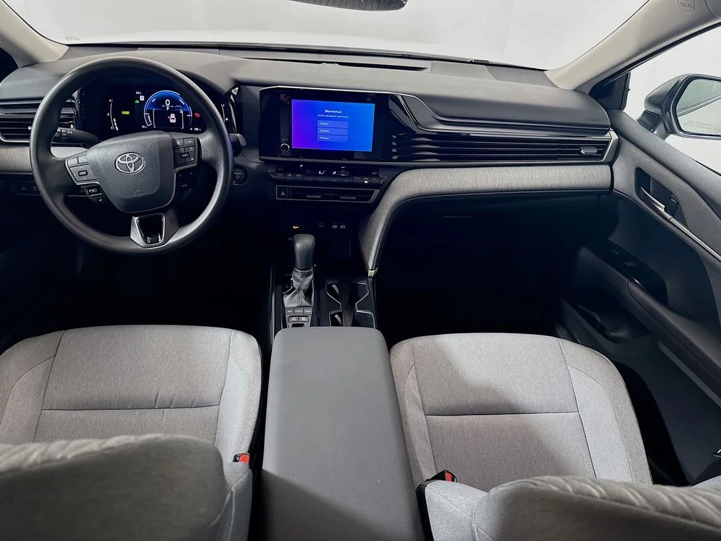 2026 Toyota Camry LE - Photo 20