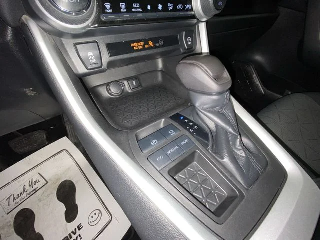 Used 2021 White Toyota XLE image 20