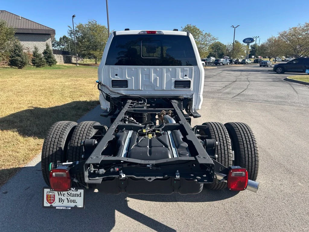 New 2026 Oxford White Ford F-350® XL image 6