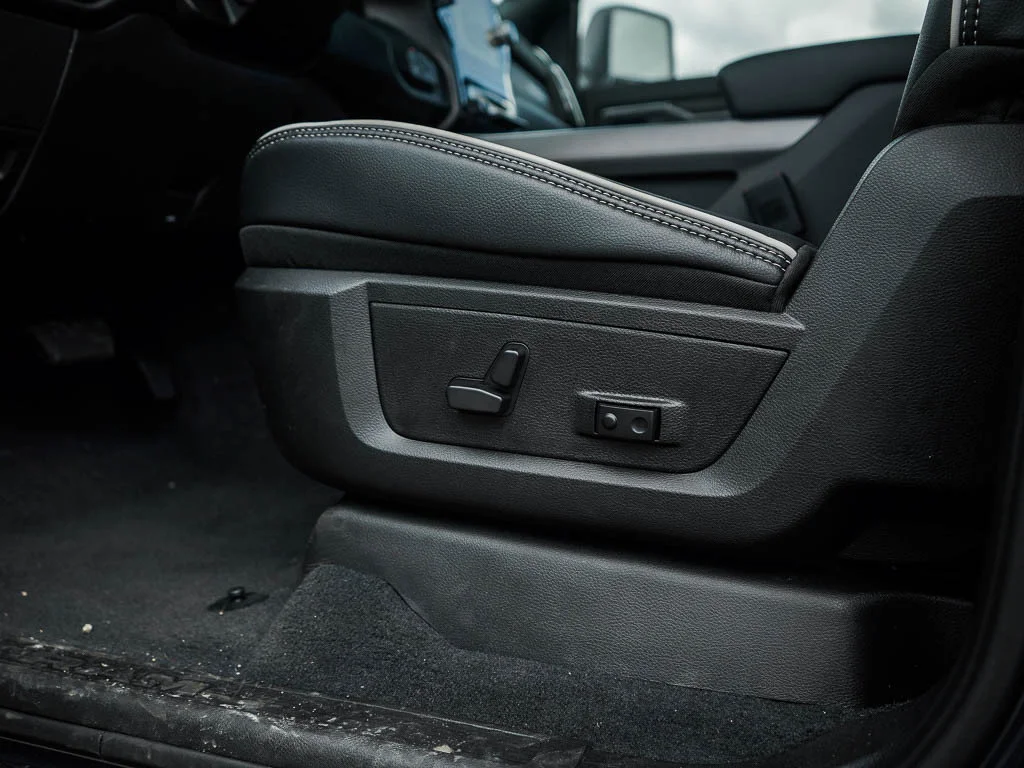 New 2026 Forged Blue Metallic RAM LARAMIE image 18