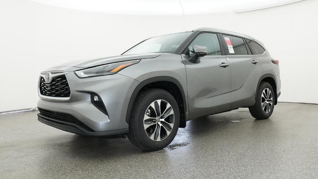 New 2026 Heavy Metal Toyota XLE image 7