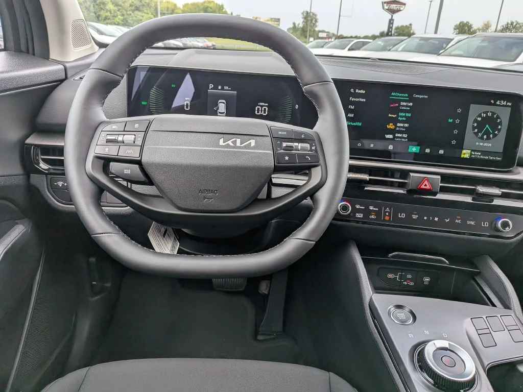 New 2027  Kia LX image 38