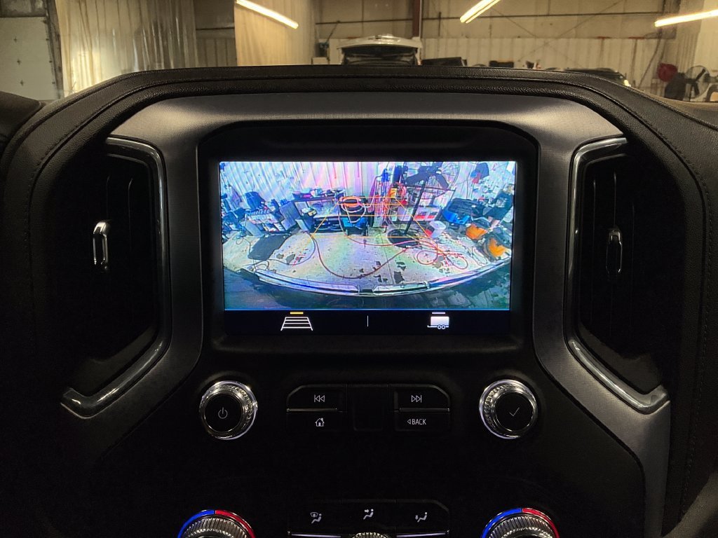Used 2020 ONYX BLACK GMC Elevation image 25