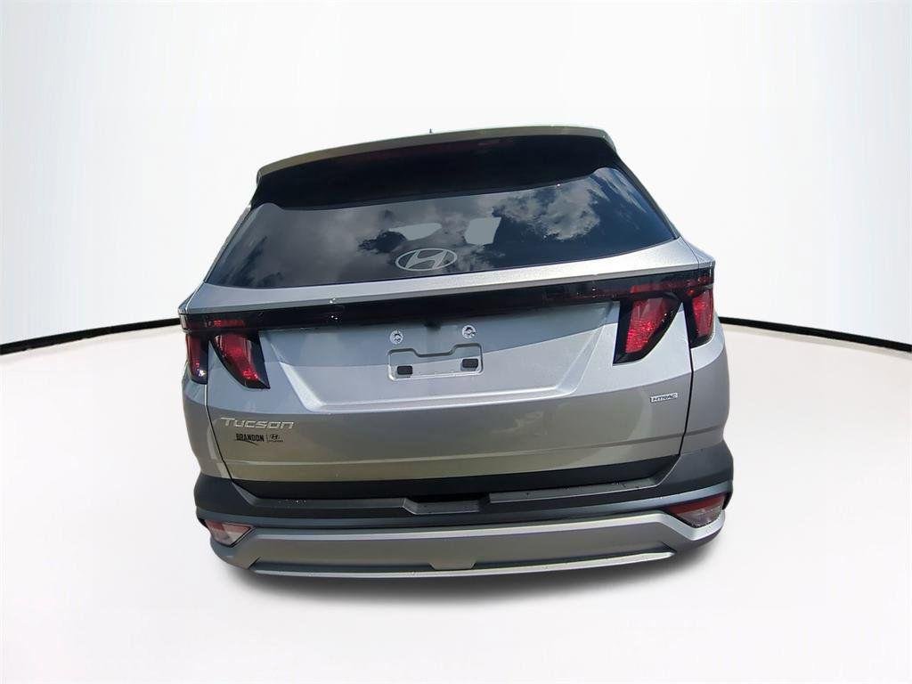 New 2026 Silver Hyundai SEL AWD image 6