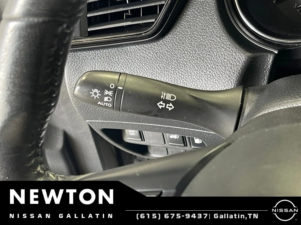 Used 2018 Gun Metallic Nissan SV image 28