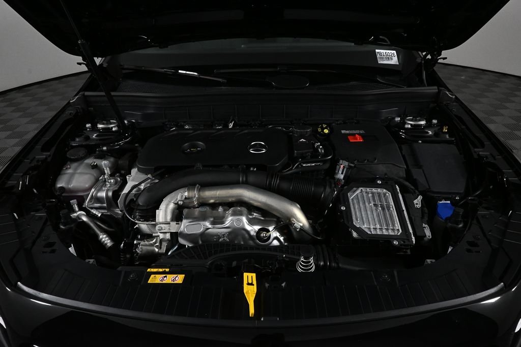New 2026 Night Black Mercedes-Benz GLB 250 image 33