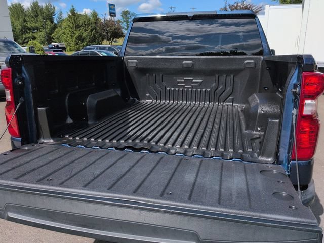 Used 2023 NORTHSKY BLUE METALLIC Chevrolet Custom image 28
