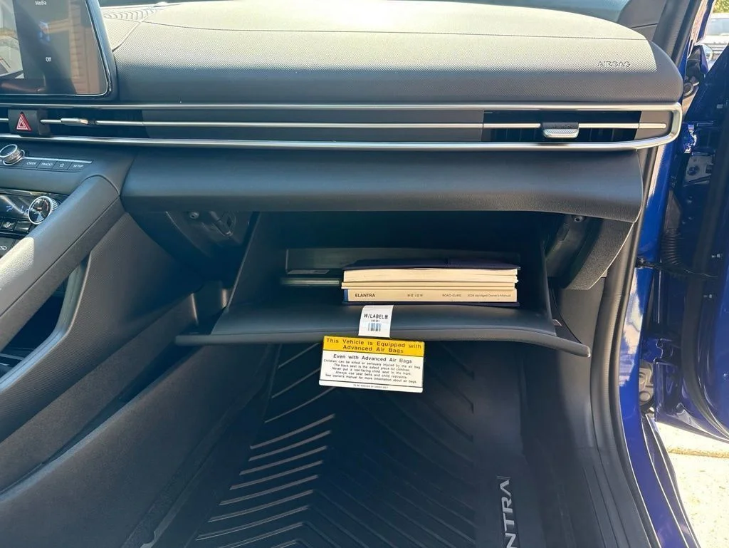 Used 2024 Blue Hyundai SEL image 47