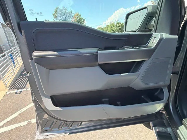 Used 2025 Gray Ford XLT image 20