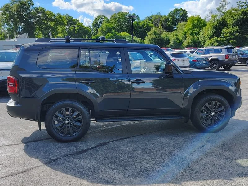 Used 2024 Gray Toyota 4WD (Natl) image 5