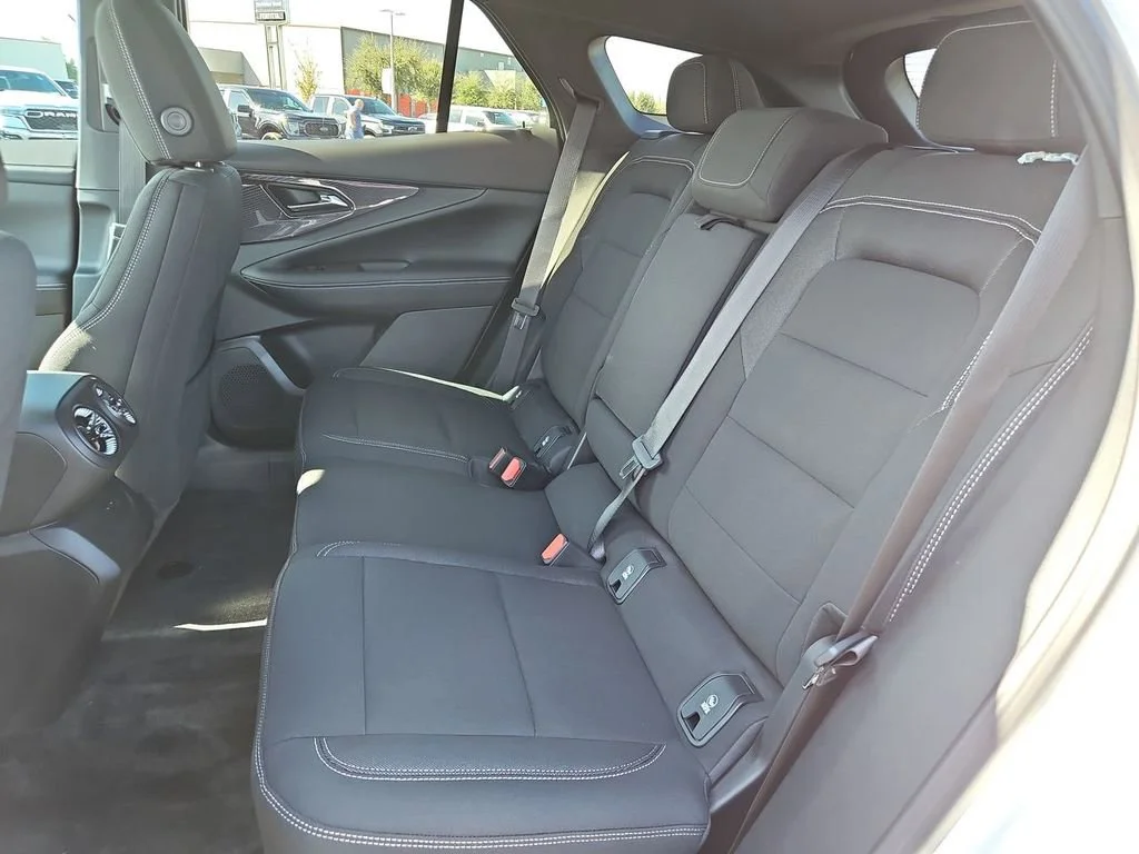 New 2026 Summit White Chevrolet LT image 23