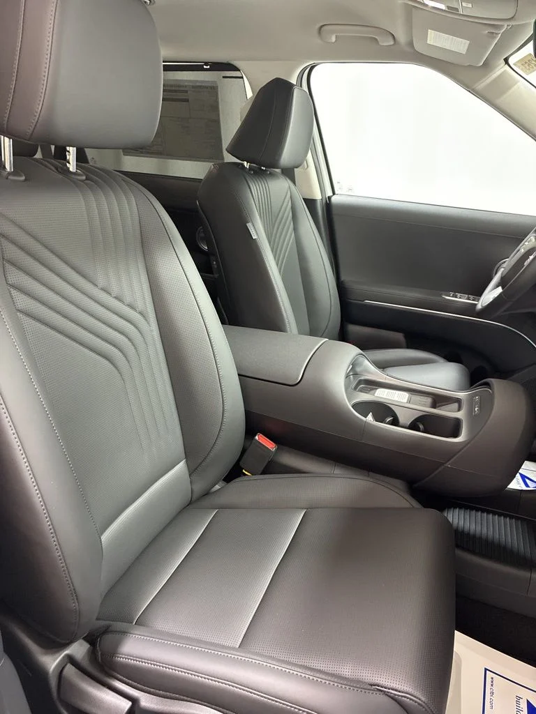 New 2026 White Hyundai SEL image 32
