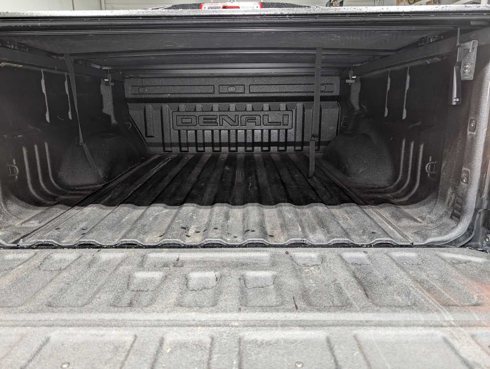 Used 2019 Onyx Black GMC 4WD Denali image 40