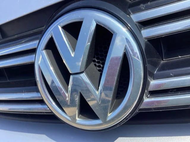 Used 2014 Silver Volkswagen S image 3