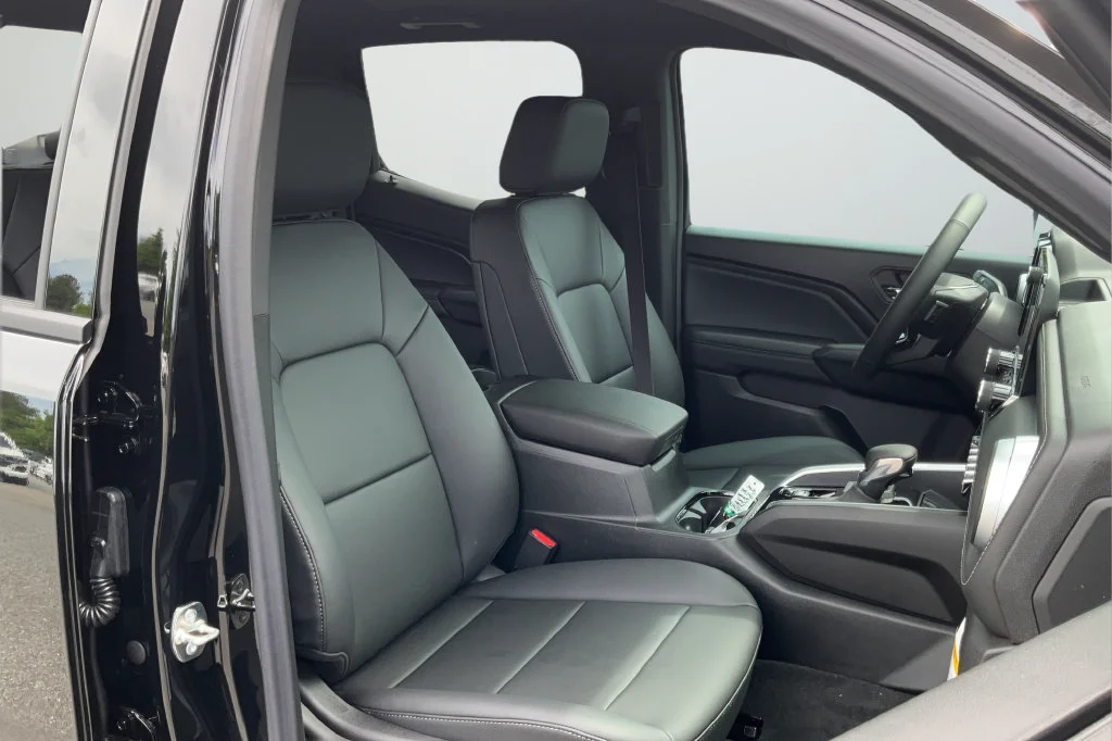 New 2026 Black Chevrolet LT image 18