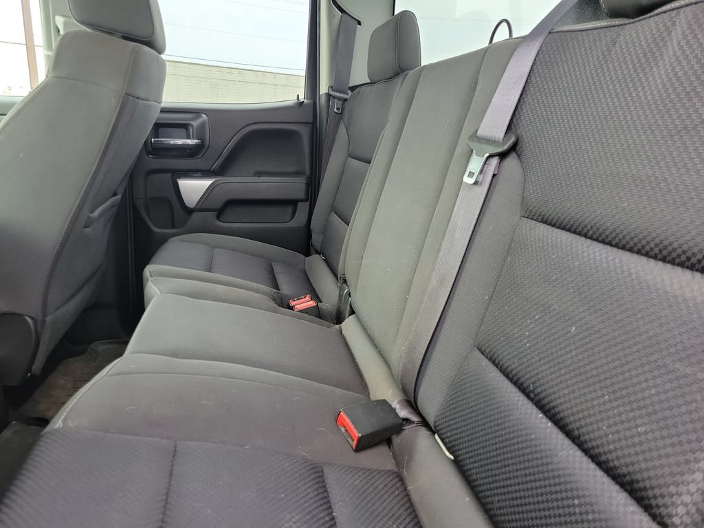 Used 2017 SUMMIT WHITE Chevrolet LT image 11