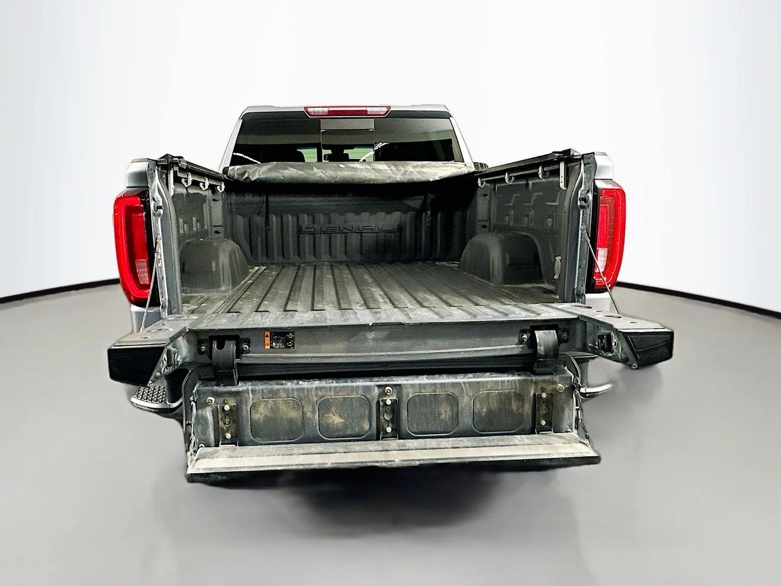 Used 2020 Steel Metallic GMC Denali image 28