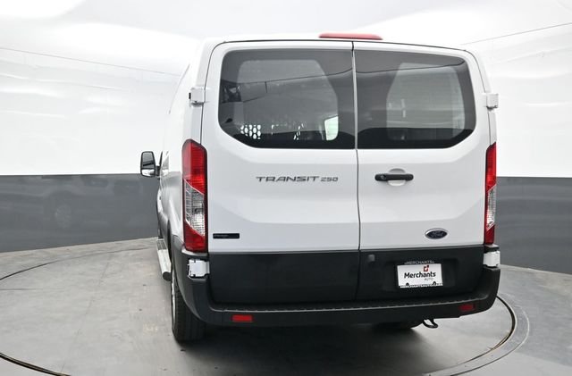 Used 2025 White Ford Base image 5