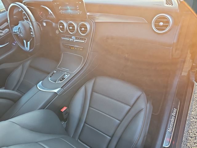 Used 2022 Gray Mercedes-Benz GLC 300 image 28