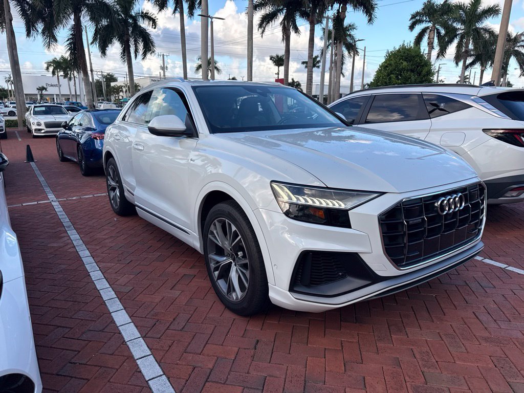 2021 Audi Q8