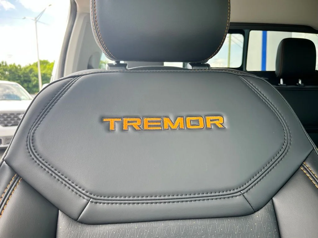New 2026 White Ford Tremor image 19