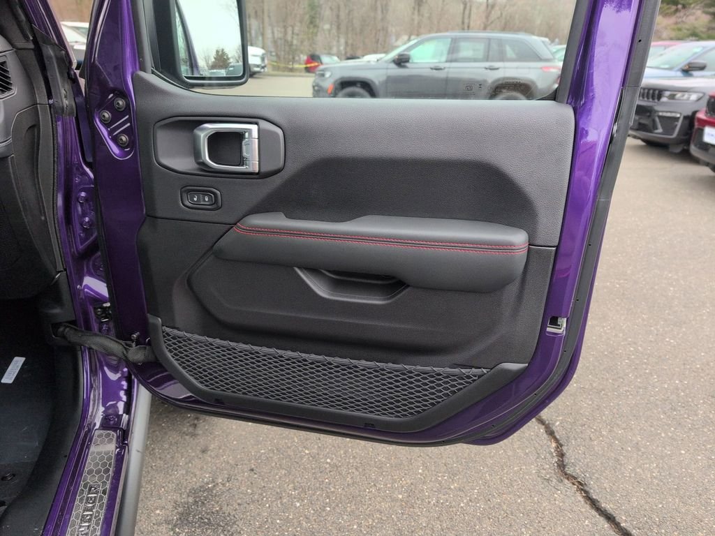 New 2026 Reign Exterior Paint Jeep Rubicon X image 9