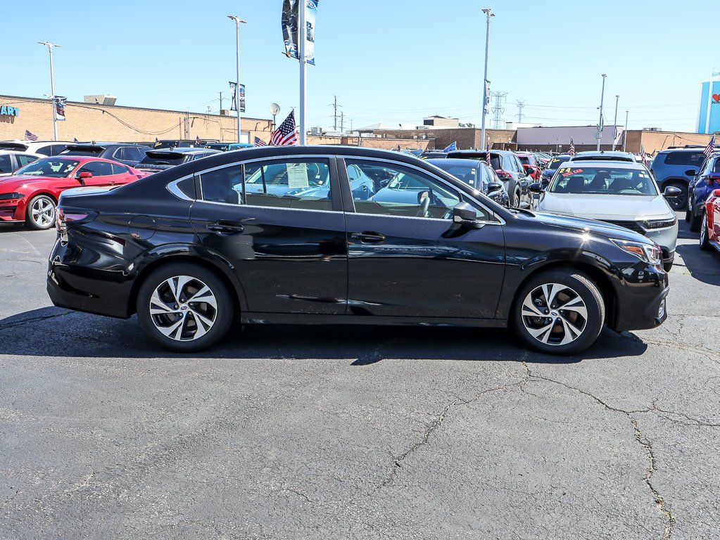 Used 2022 Crystal Black Silica Subaru Base image 8