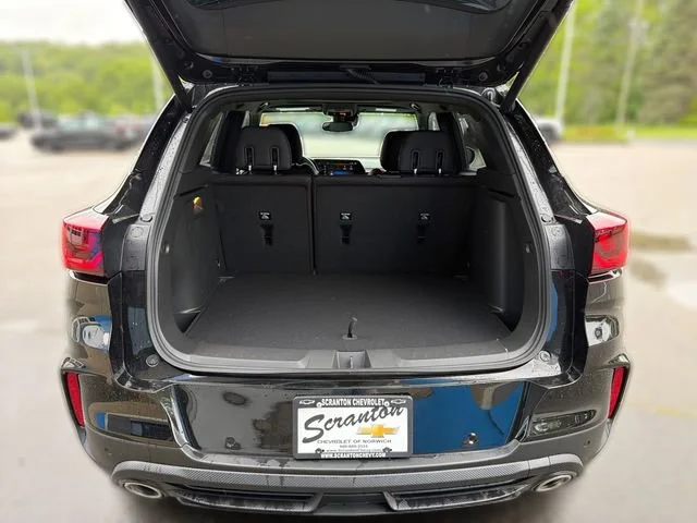 New 2026 Mosaic Black Metallic Chevrolet RS image 13