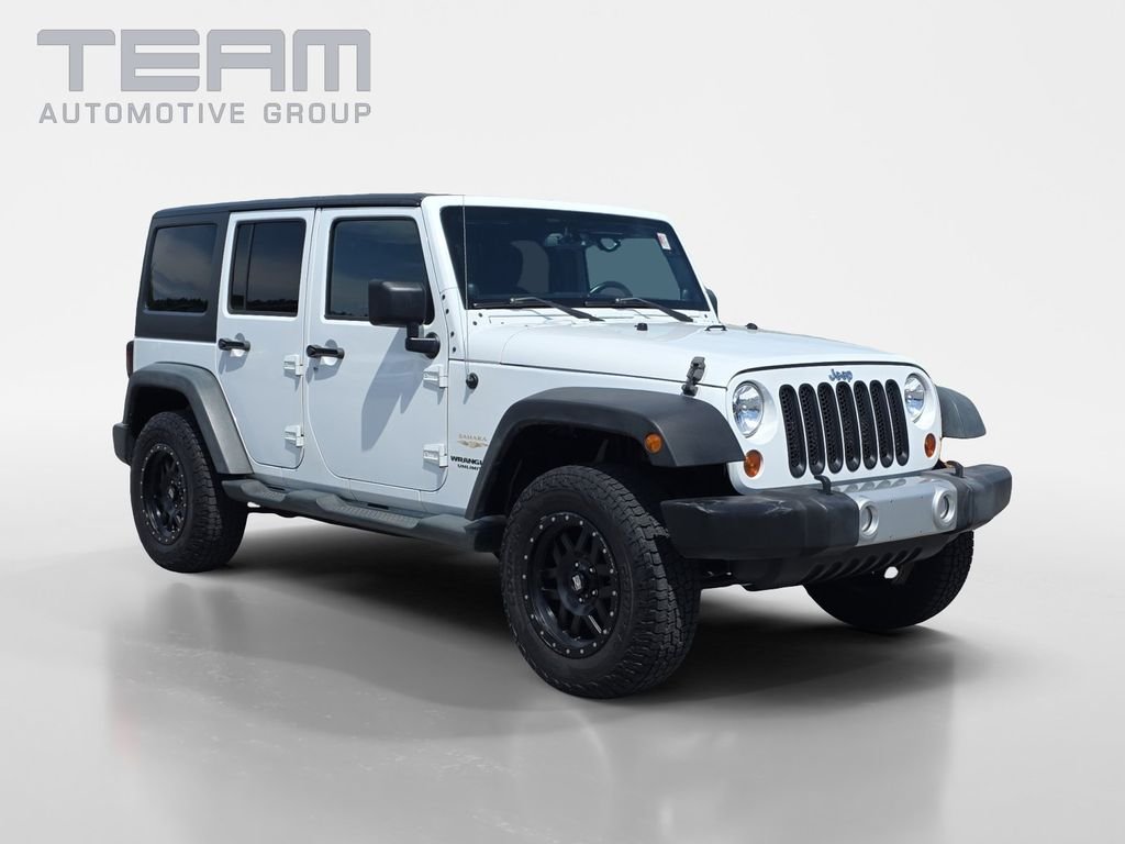 2013 Jeep Wrangler Sahara's photo
