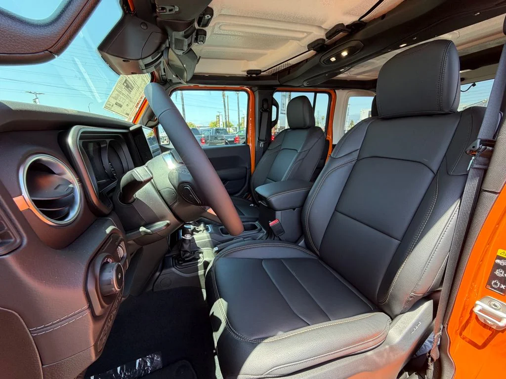 New 2025 Joose Exterior Paint Jeep Sahara image 19