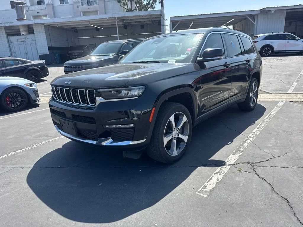 Certified Used 2023 Black Jeep Limited image 3