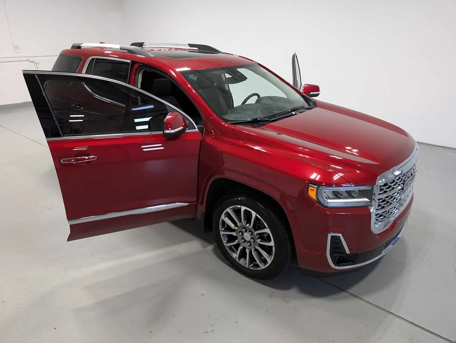 Used 2023 Volcanic Red Tintcoat GMC Denali image 16